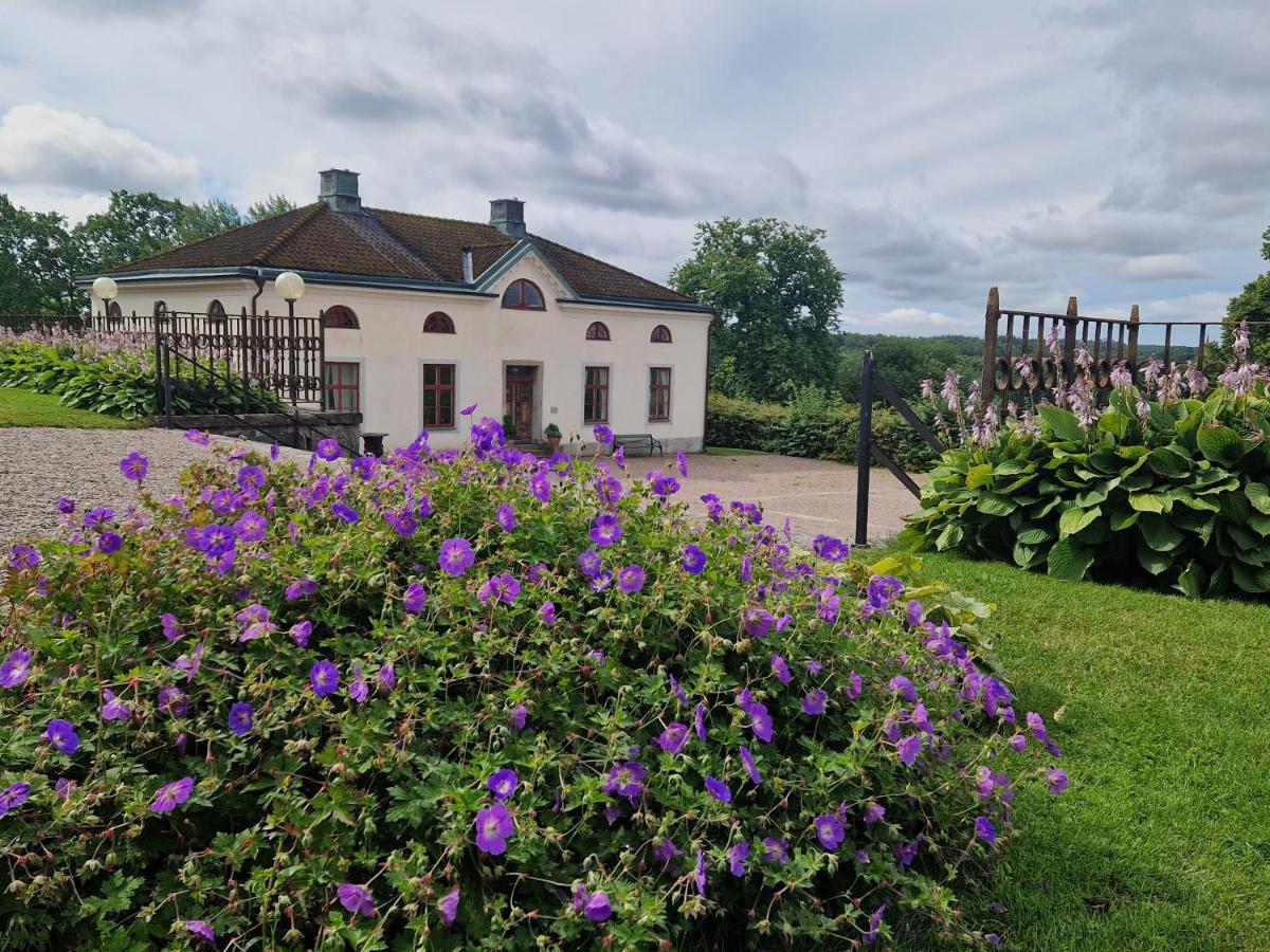 Naeaes Slott Pension Floda  Buitenkant foto