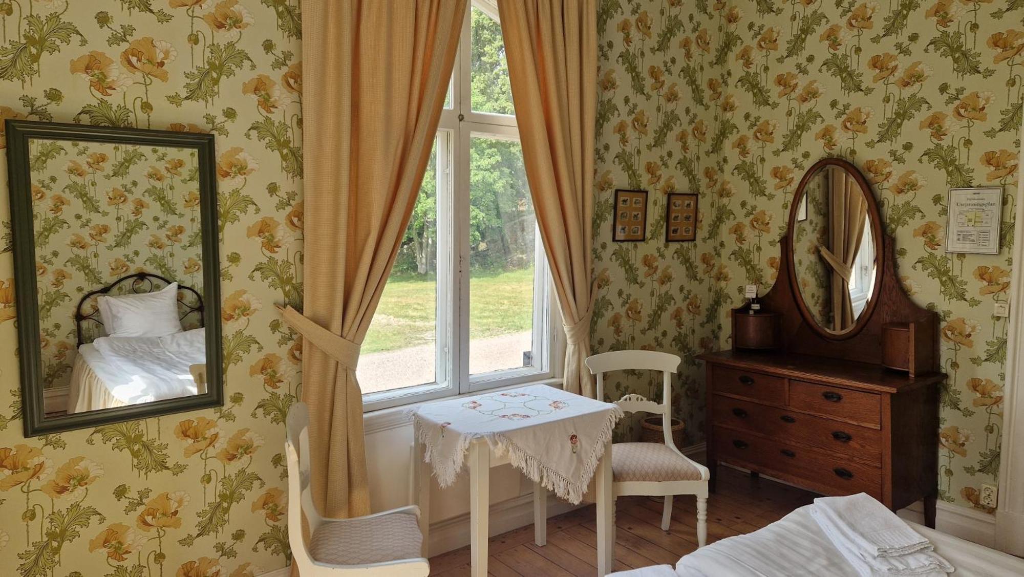 Naeaes Slott Pension Floda  Buitenkant foto